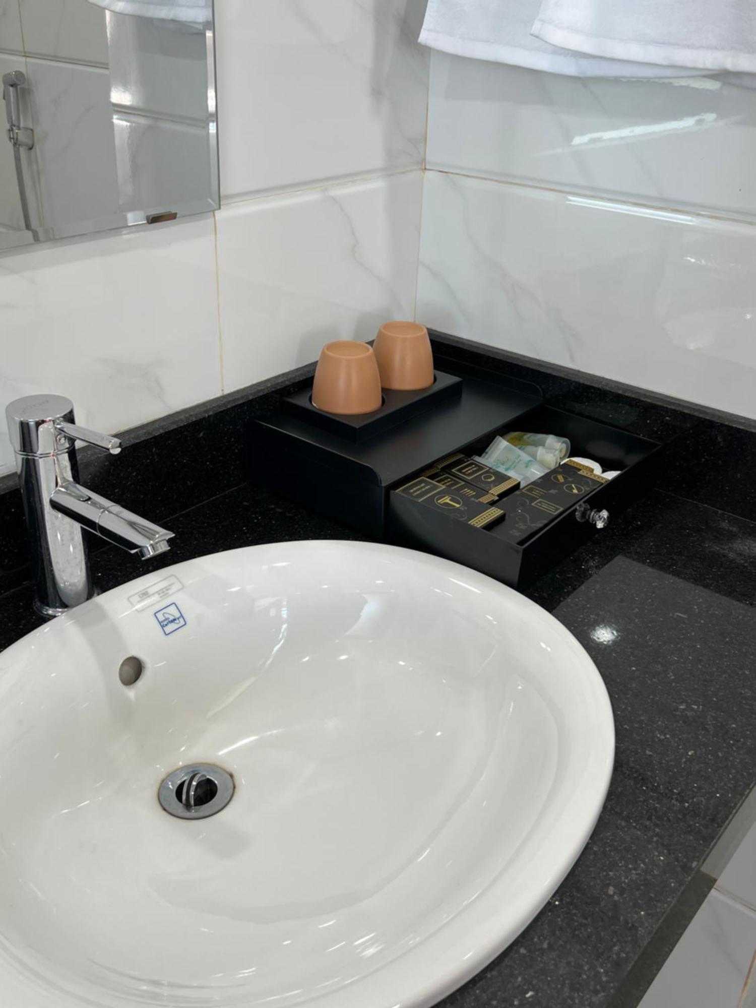 Doan Gia Luxury House Aparthotel Pleiku Ngoại thất bức ảnh